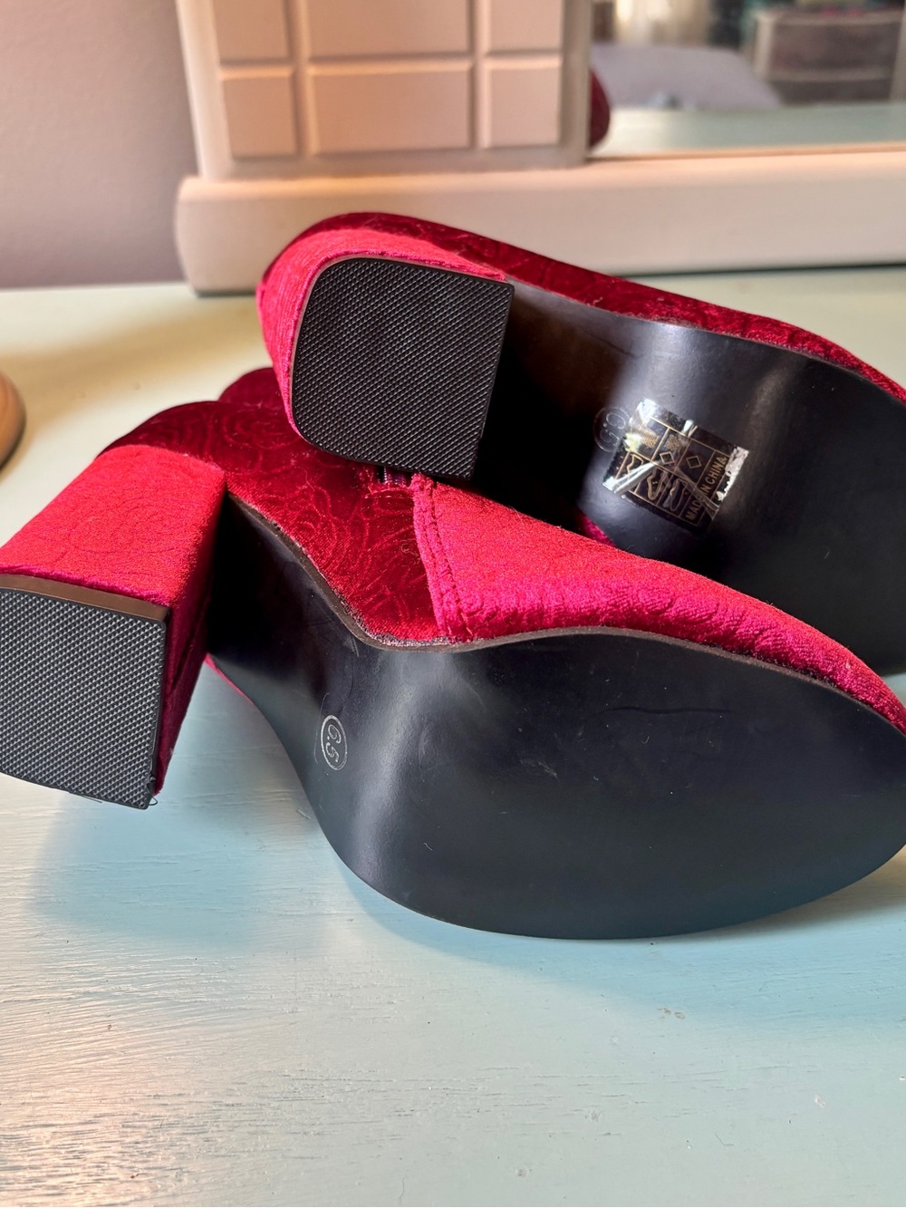 Soho Raspberry Velvet Embossed Ankle Boot NWOT - Picture 6 of 6